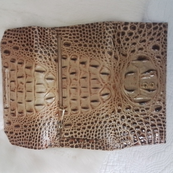 Two Large New Brahmins with matching wallets. FOUR BRAHMINS ONE PRICE GREAT GIFT - Picture 11 of 16